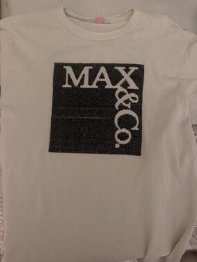Max&Co tee shirt